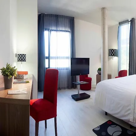 Hotel K10 4*