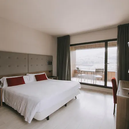 K10 Hotel 4*